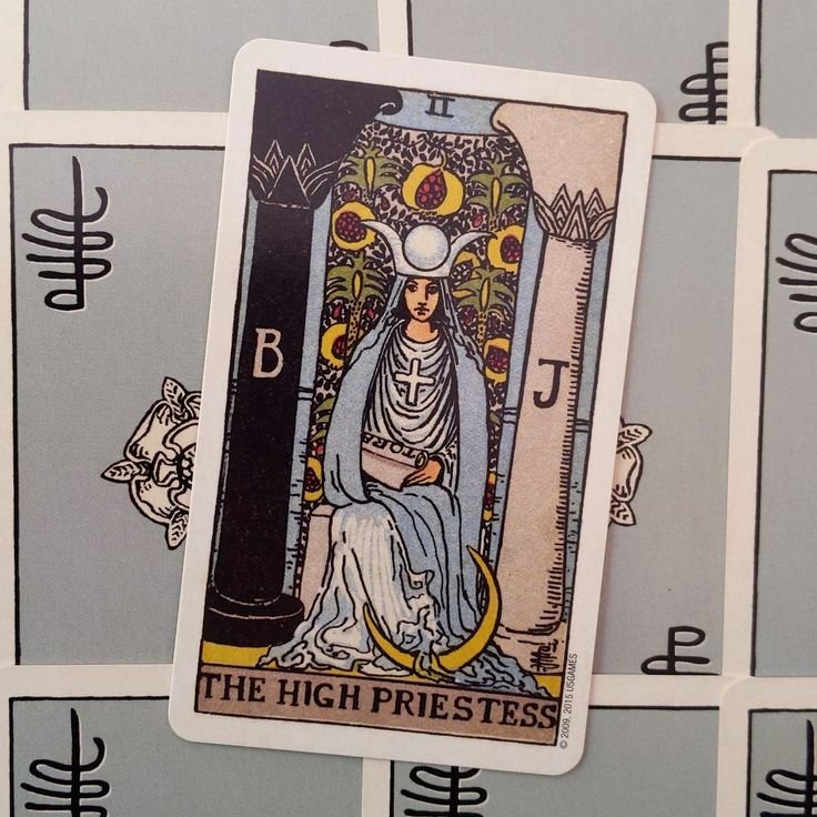 ARHETIPURI - Marea Preoteasa